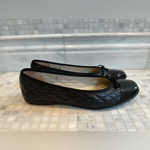 FSNY French Sole New York Black Quilted Patent Toe Flats